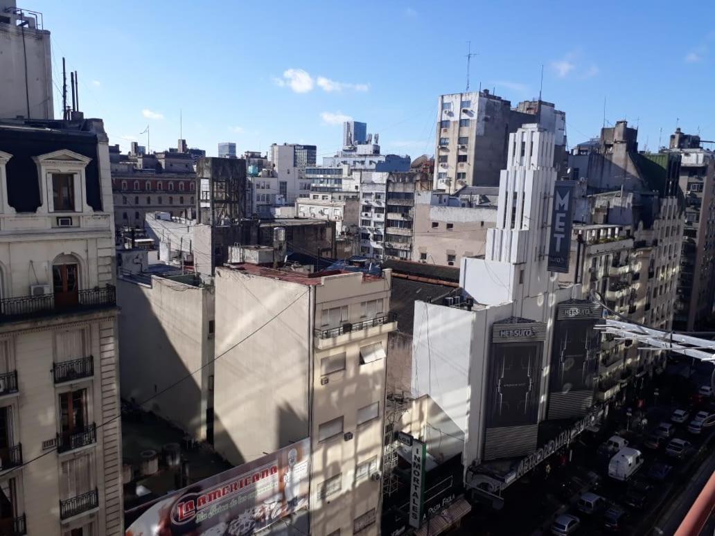 Appartamento 4 Ventanales Sobre La Avenida Corrientes Buenos Aires Esterno foto