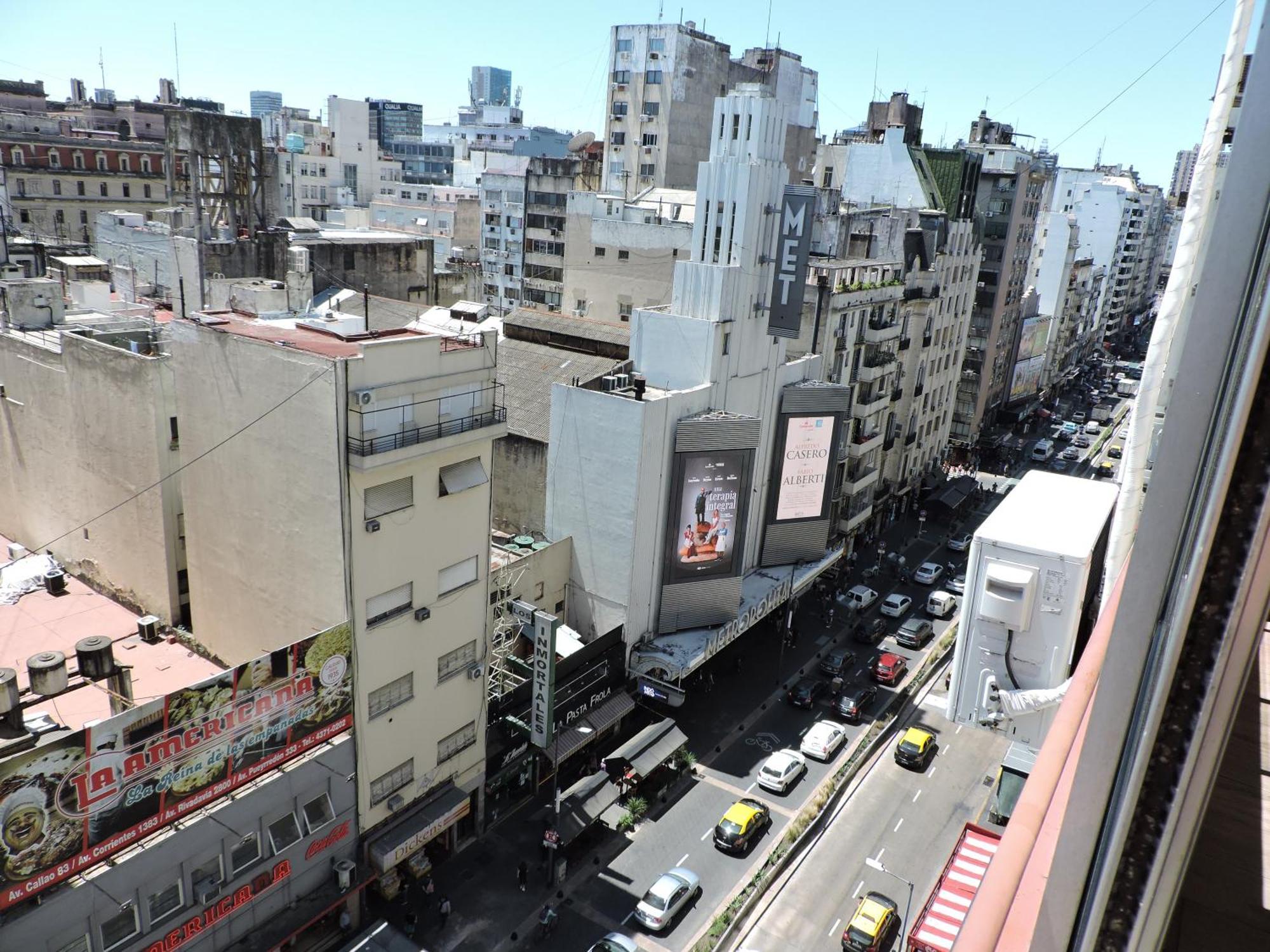 Appartamento 4 Ventanales Sobre La Avenida Corrientes Buenos Aires Esterno foto